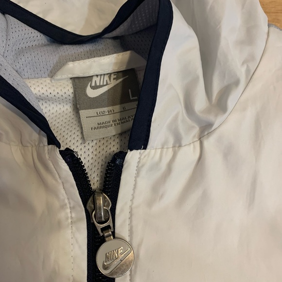 Nike Women’s windbreaker size L - Picture 5 of 14
